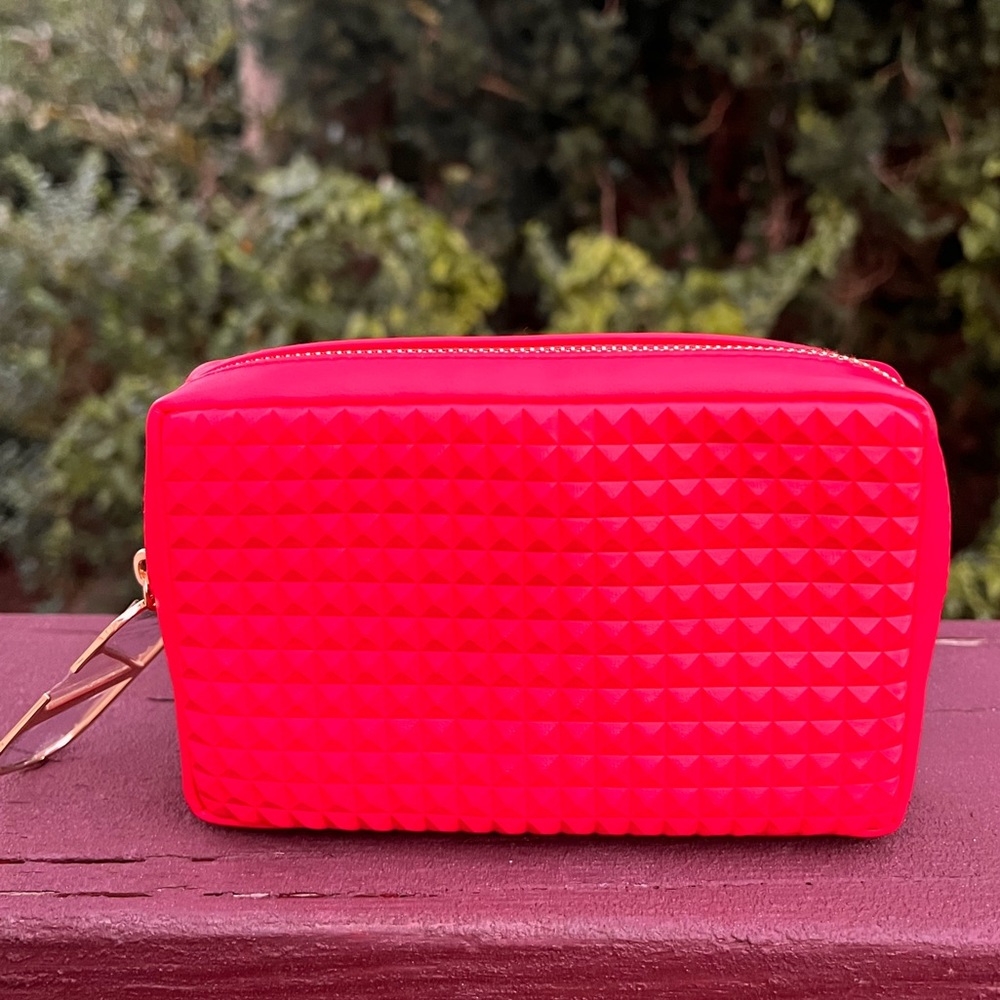 VALENTINO NEW PERFUME RED SMALL POUCH ON ZIPPER